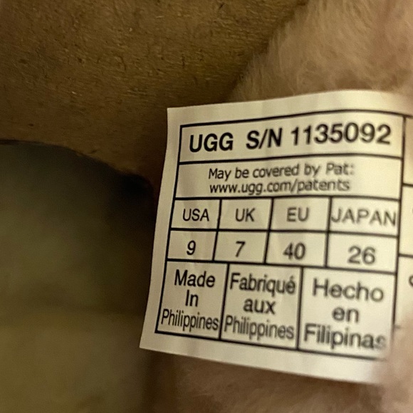 UGG Classic Ultra Mini Platform Boots Driftwood Size 9 - Picture 12 of 16
